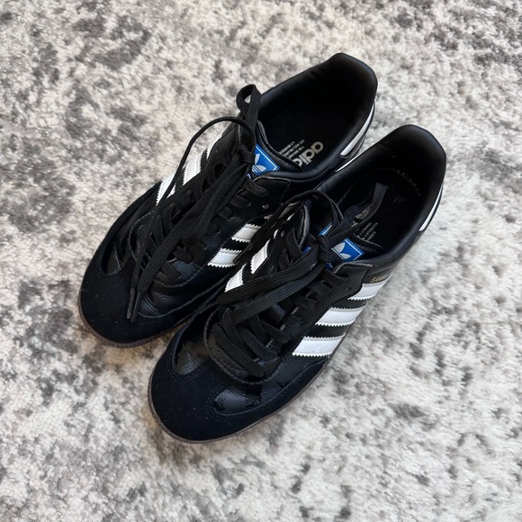 OG Adidas Sambas - Picture 2 of 5